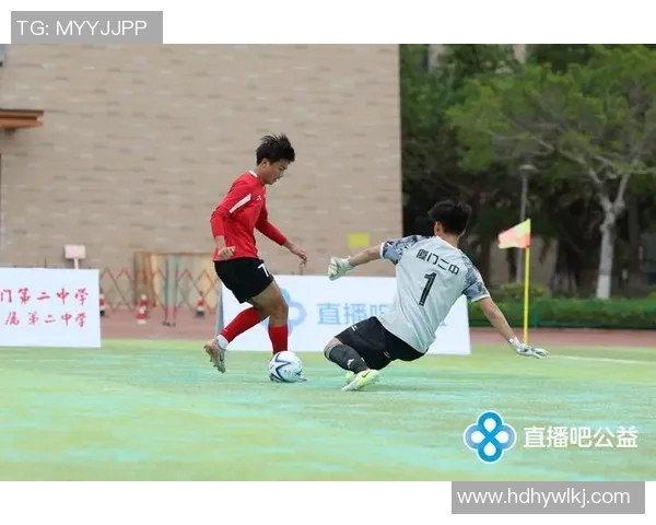 足球明星转型足球评论员直播精彩瞬间回顾与分析